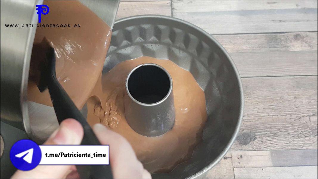 Bizcocho de chocolate en freidora de aire caliente 9 en 1 de Lidl y Trending Cooking