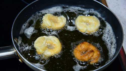 freir las rosquillas de coñac