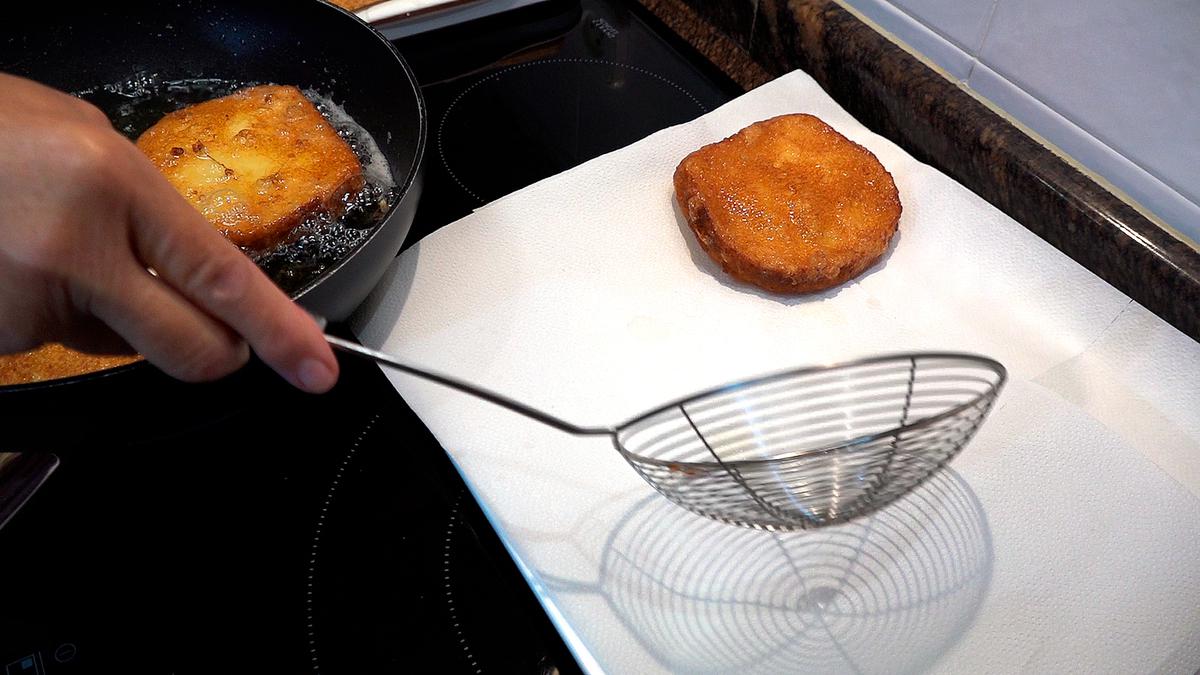 PASTEL DE TORRIJAS CON FLAN, ESPECIAL SEMANA SANTA - Loli Domínguez - Foto 7