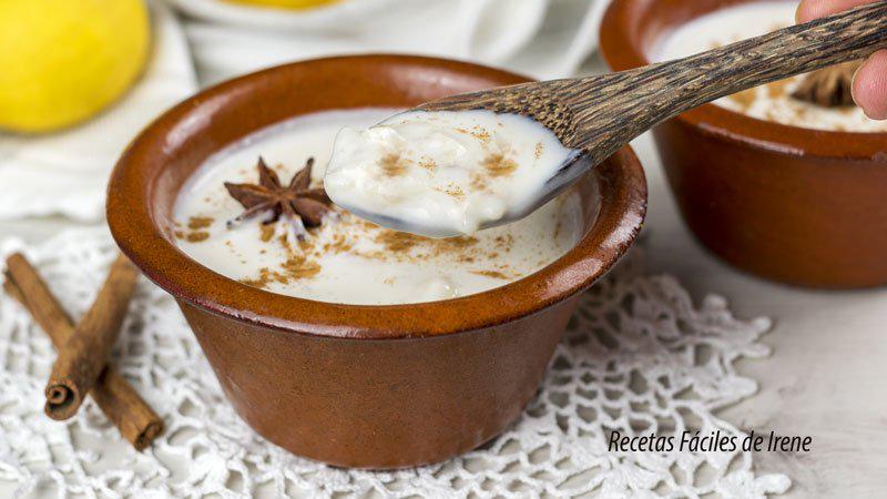 como se hace el arroz con leche de coco