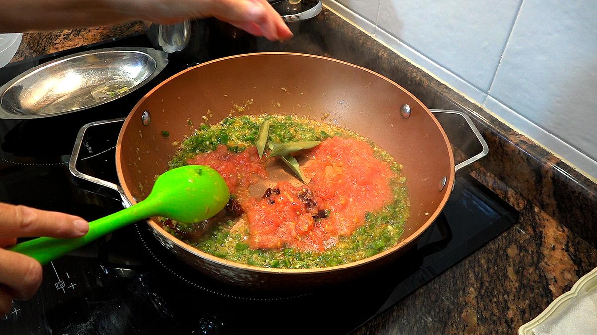 PATATAS CON BACALAO Y ALMEJAS, O GUISO DE CUARESMA - Semana Santa - Loli Domínguez - Foto 8