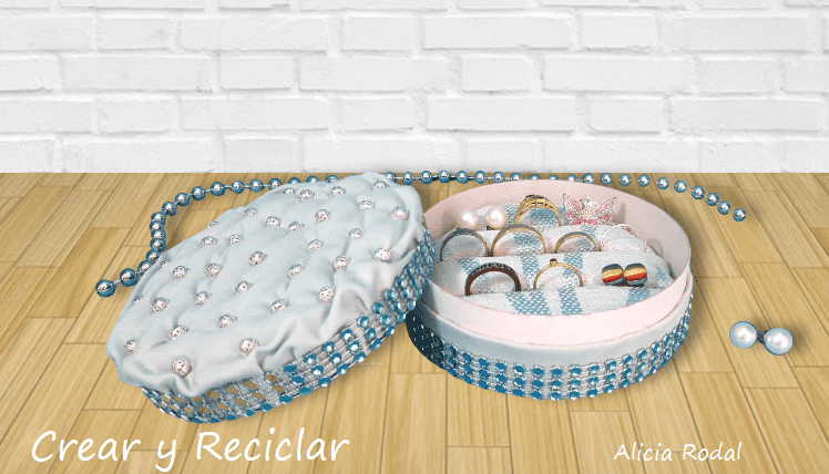 En este tutorial te voy a enseñar cómo decorar cajas de cartón, fácil, rápido y a la vez muy elegante. Son ideas fáciles para tu hogar, para vender o regalar. Manualidades y tutoriales de bricolaje DIY.