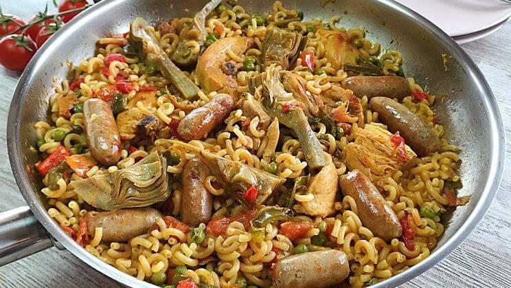Fideuá de pollo