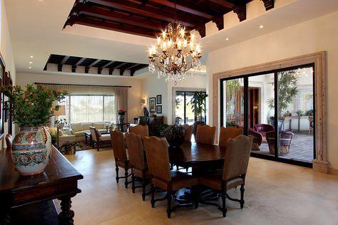 Interiores de casas coloniales