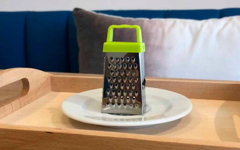 Mini Rallador vida práctica Montessori