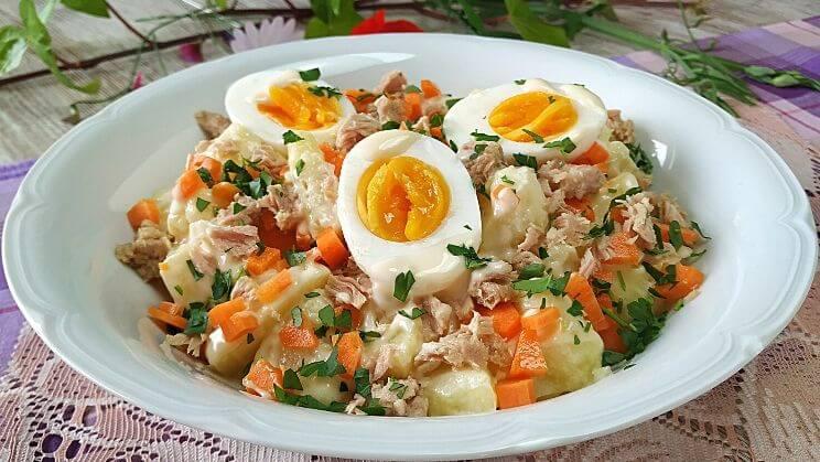 Patatas con mayonesa de ajo