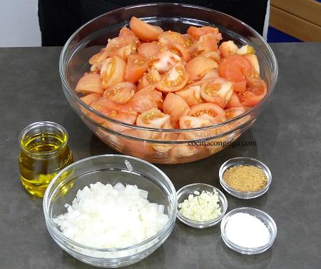 ingredientes para hacer bacalao con tomate frito
