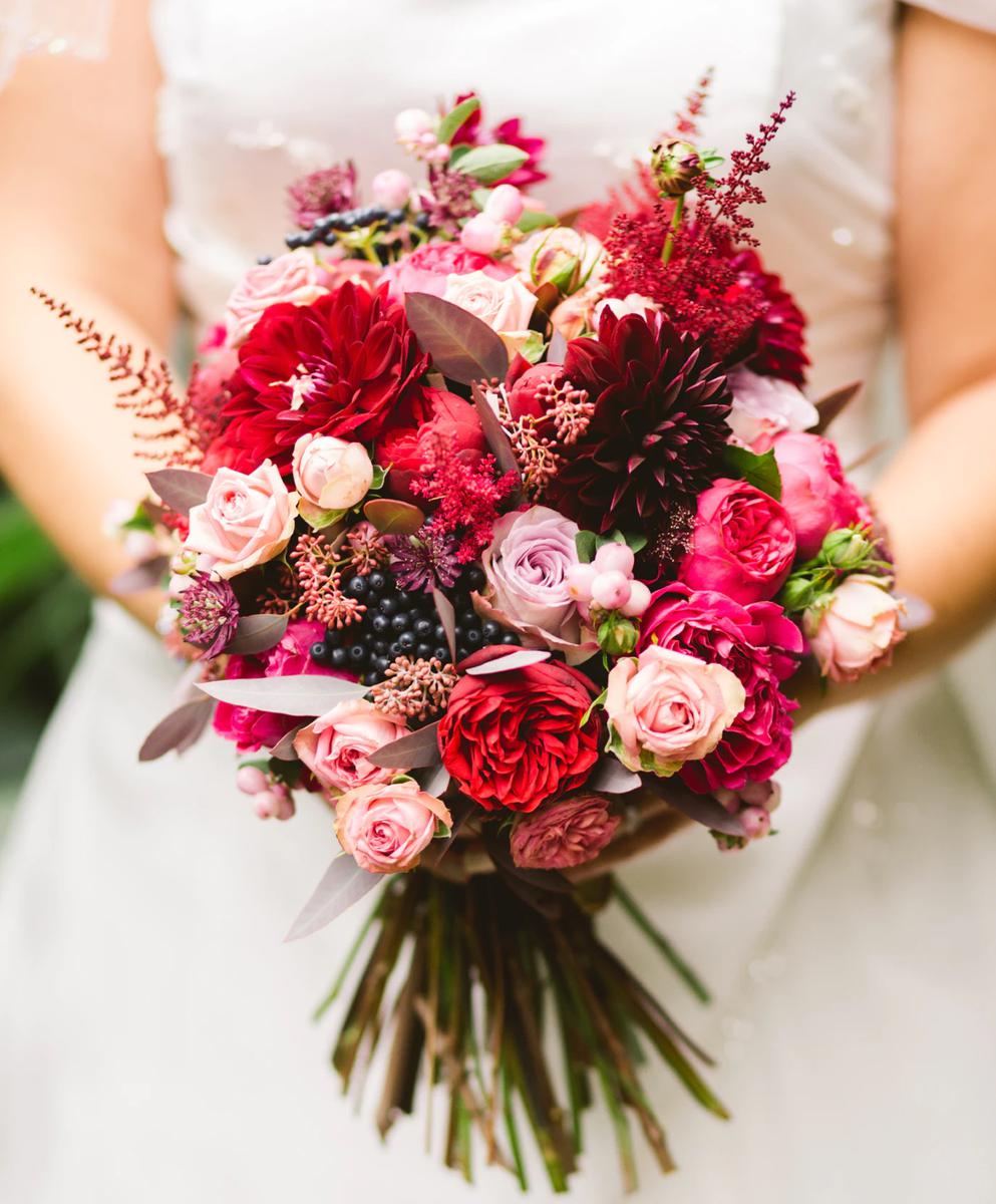 Los ramos de novia que se lucirán en las bodas del verano 2022 4