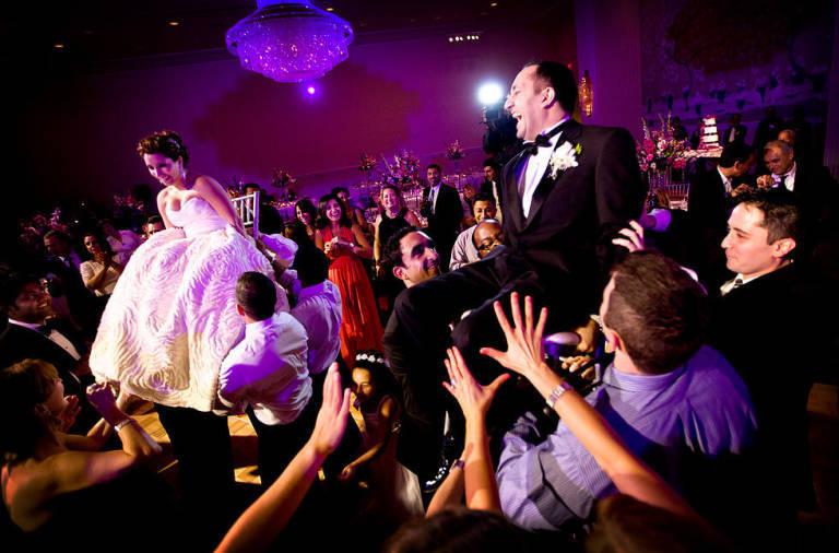 Toque de queda a las bodas: la fiesta acabará a la 1 de la mañana por las restricciones de Sanidad - Valencia Plaza