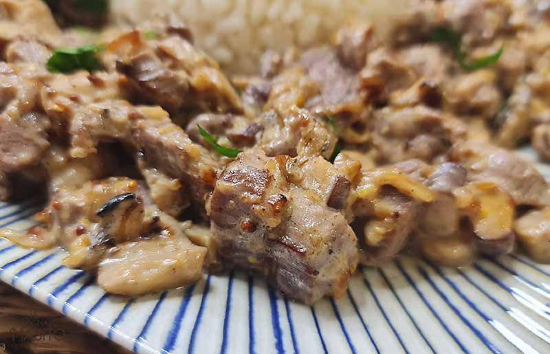 Solomillo strogonoff