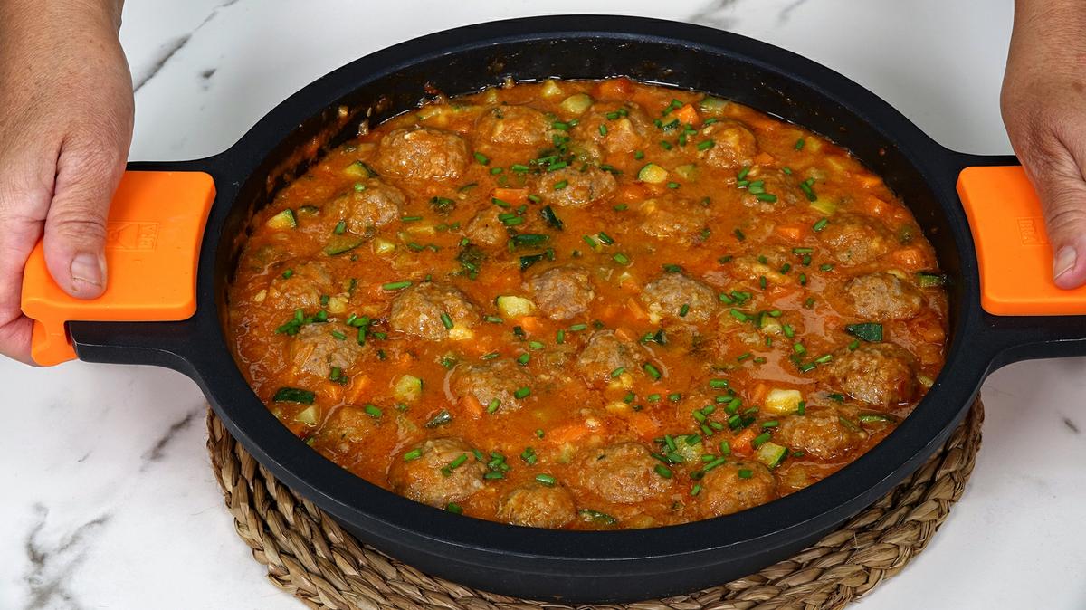 ALBÓNDIGAS DE CARNE CON VERDURAS - Loli Domínguez - Foto 13