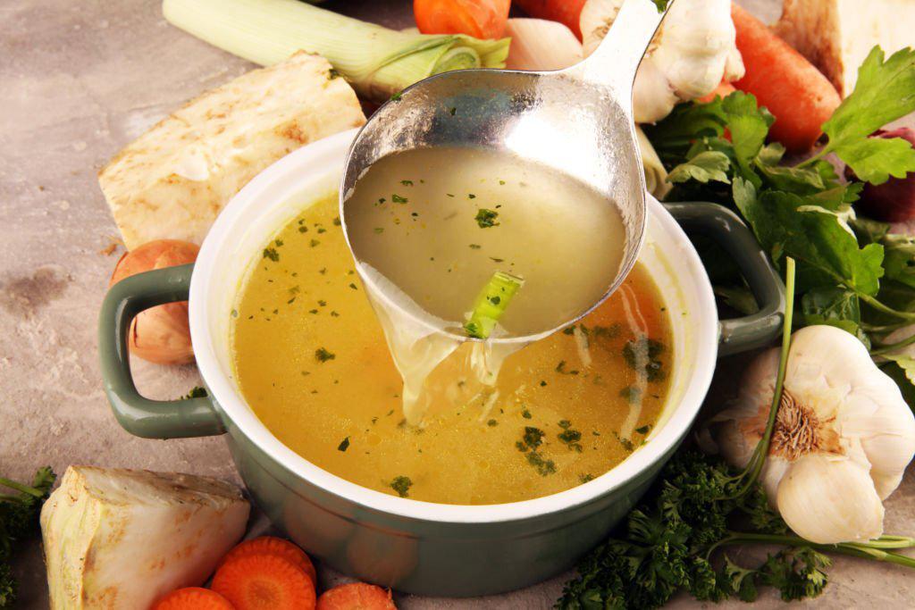 Consomé de verduras