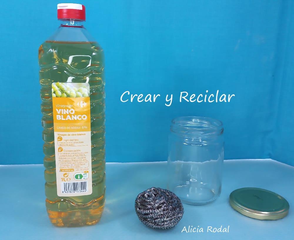 Como hacer barniz casero. En este tutorial te muestro 4 recetas para hacer barniz casero brillante, satinado o mate. Quise probar como hacer barniz casero y esto fue lo que pasó.