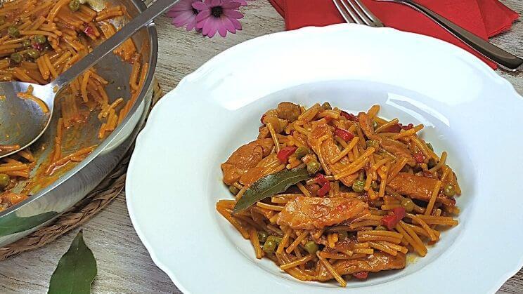 Fideos con lomo
