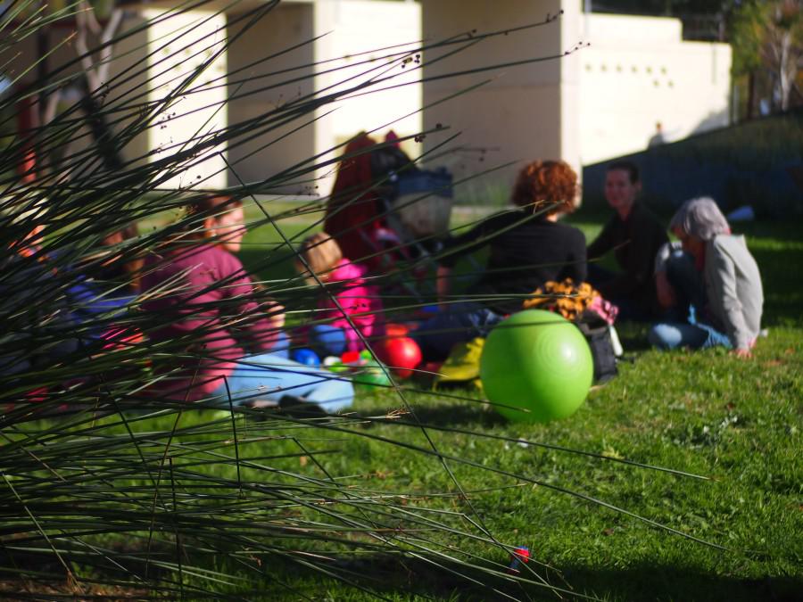 Rincón de los bebes y mamás modo charla con otras familias