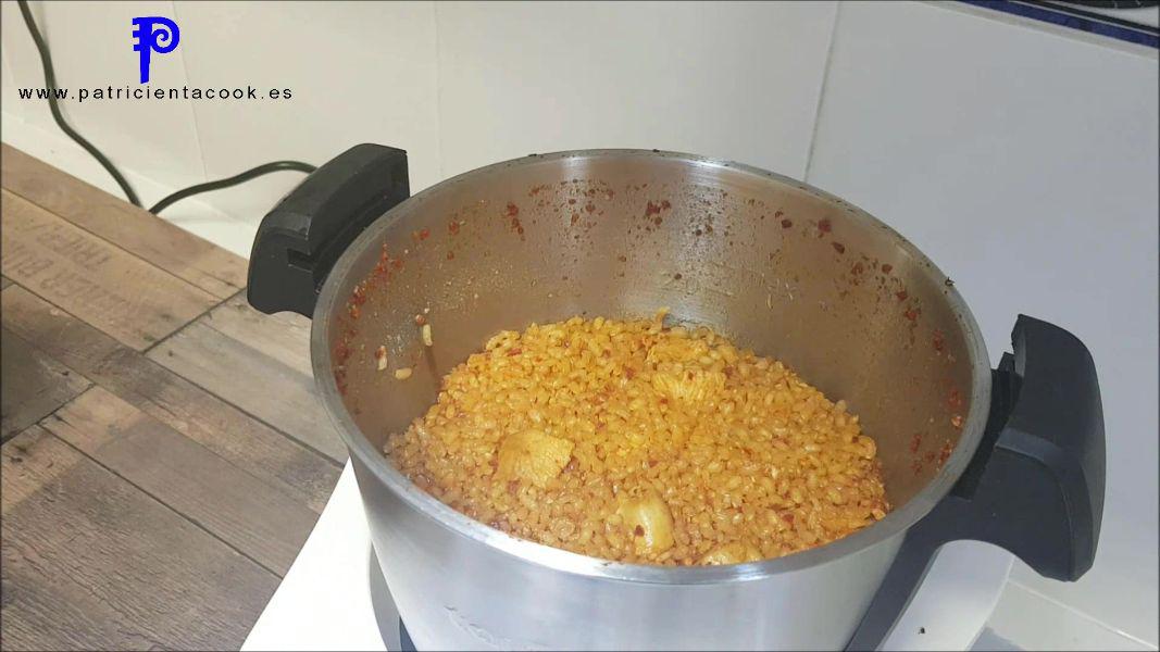 Arroz con Pollo y ñoras en robot de cocina Trending Cooking (1)