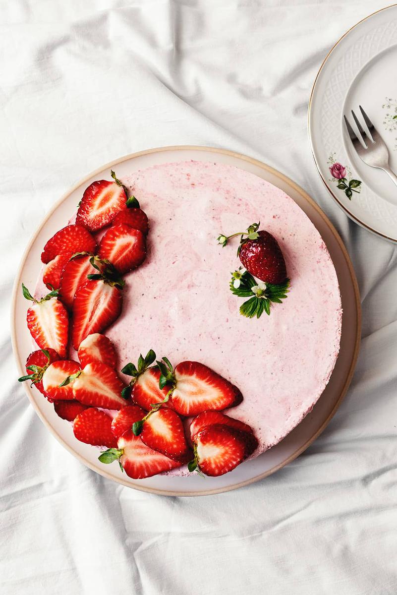 Receta de tarta mousse de fresa