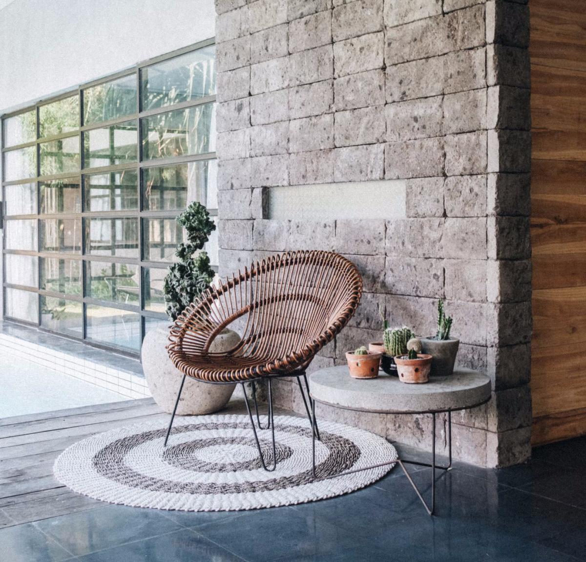 El mimbre trae ese encantador toque de nostalgia a tu hogar este 2022 2