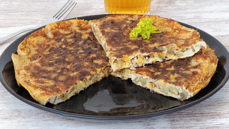 hacer paso a paso tortilla de berenjena y puerro