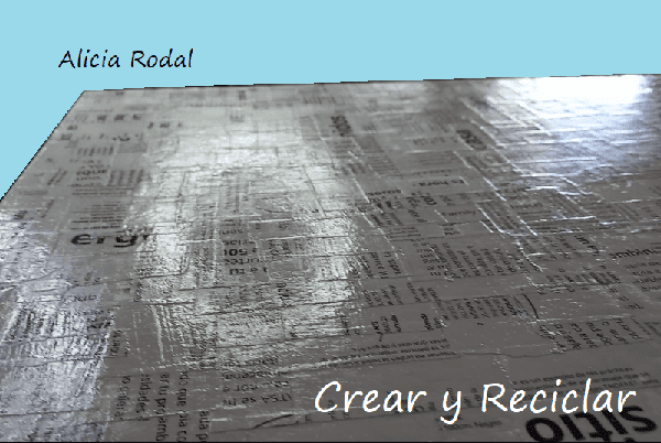 En este tutorial te enseño lo fácil que es hacer tus propios muebles de cartón a medida. En esta oportunidad vas a aprender como se hace un mueble, cajonera para el armario de 3 cajones, casi gratis, ya que lo haremos de cartón y otros materiales reciclados. Diy