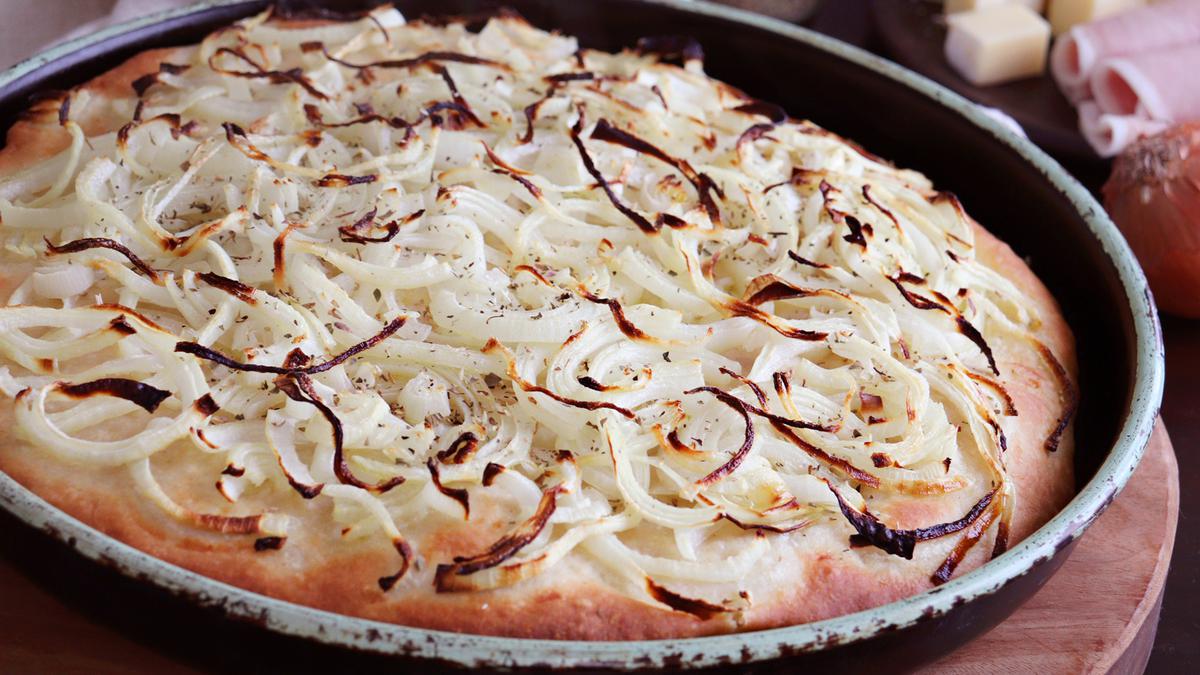 fugazzeta rellena queso jamon