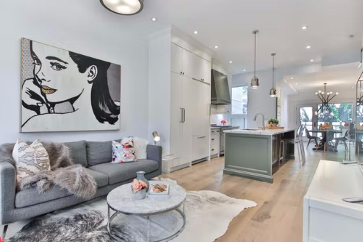 Gris y blanco la sofisticada combinación que puedes usar en el salón 2