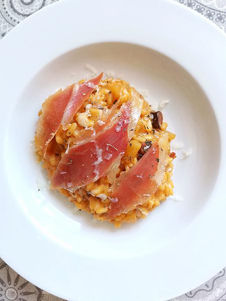 Risotto de jamón y chorizo ibéricos - Plano cenital