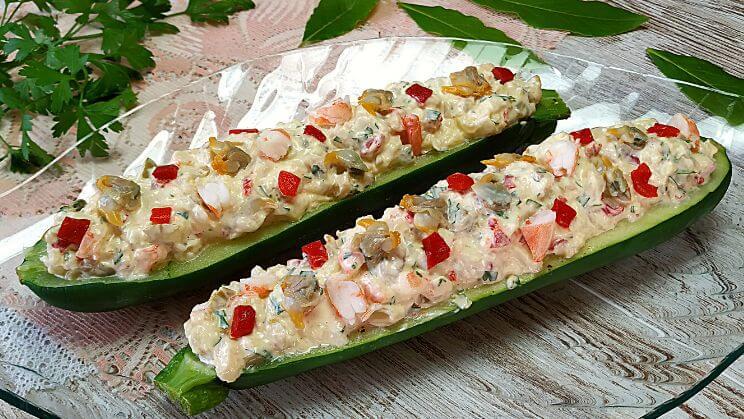 Calabacines frios rellenos de pescado