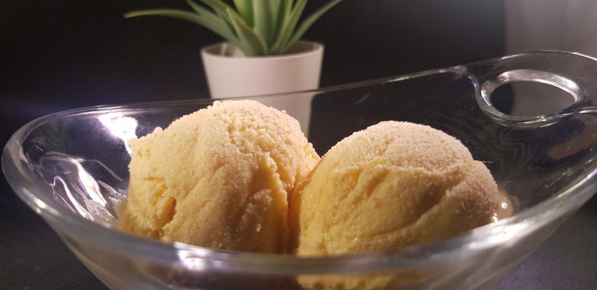 Helado de mango con heladera eléctrica Silvercrest. Patricienta Cook.