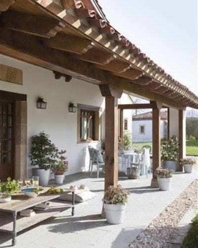 Casas de campo con techo de teja