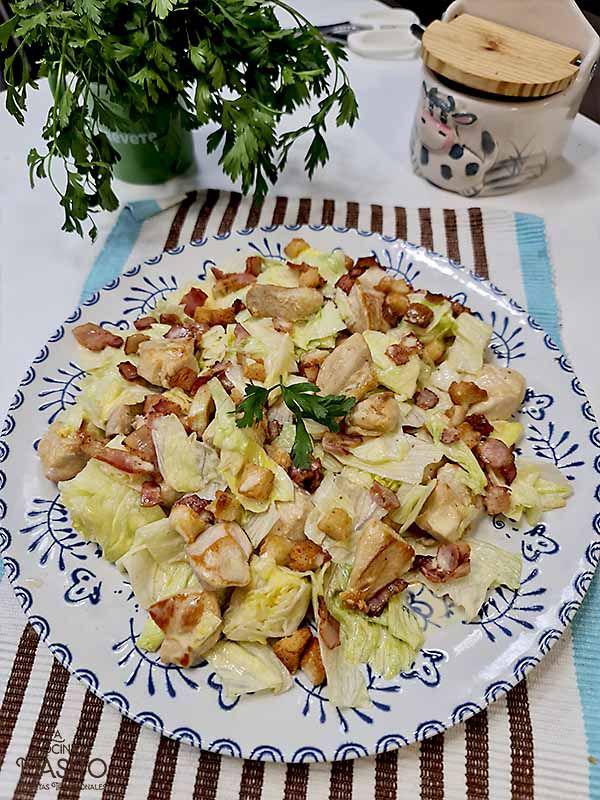 Ensalada César casera