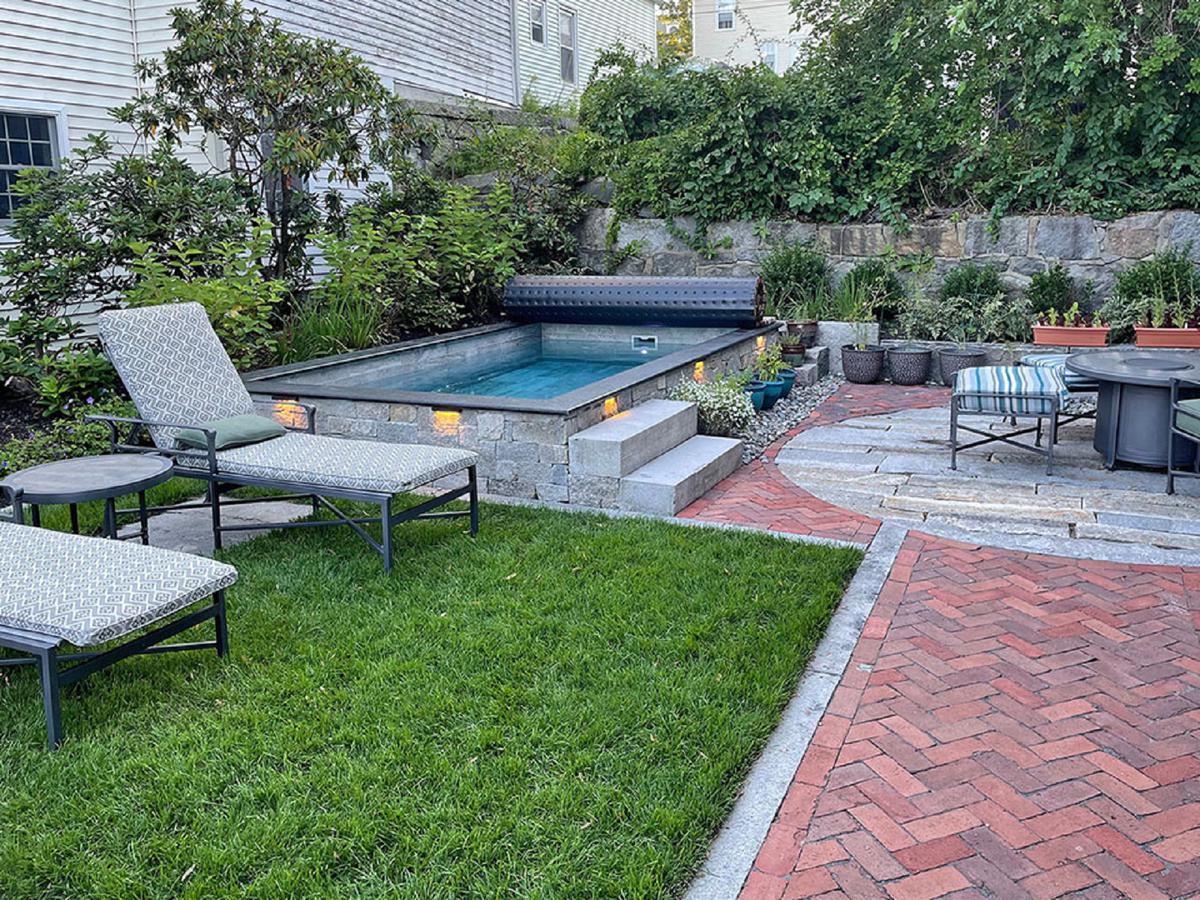 Piscinas pequeñas con encanto: descubre todas sus ventajas 7