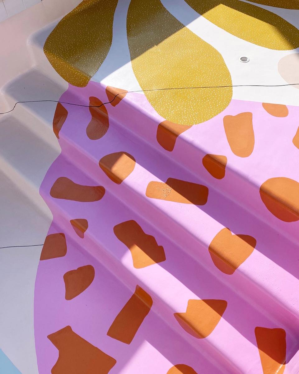 Diseño pintado a mano para piscinas