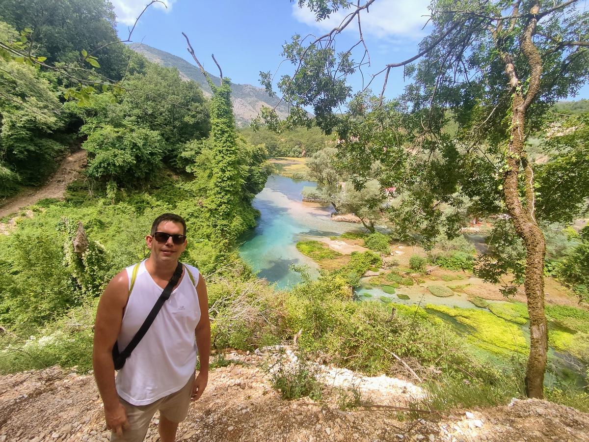 que ver en albania blue eye