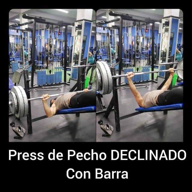 Mejores Ejercicios para pectorales-Press de pecho declinado con barra