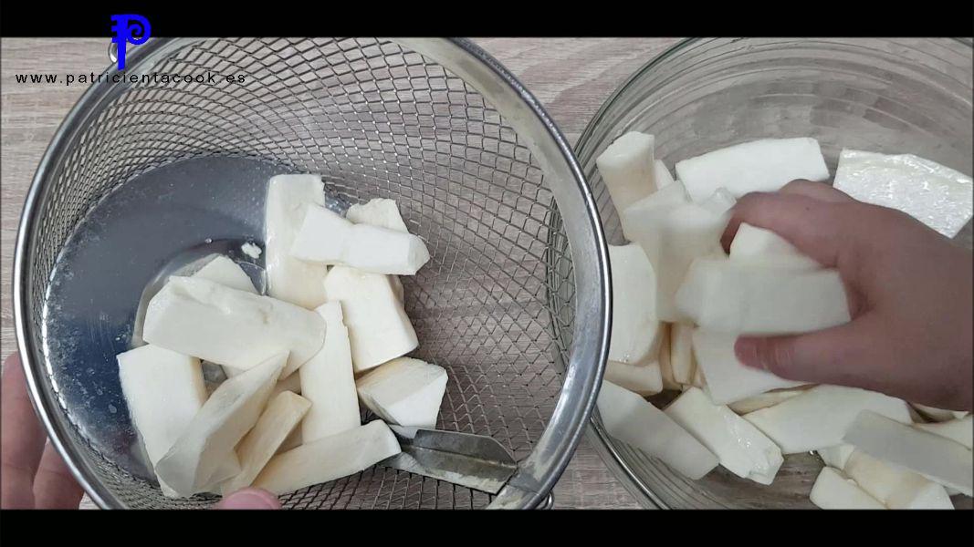 Yuca en freidora de aire sin cocer. Patricienta Cook.