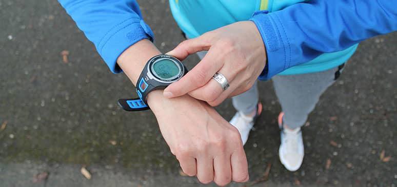 relojes deportivos en acción