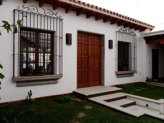 Fachadas de casas de campo color blanco