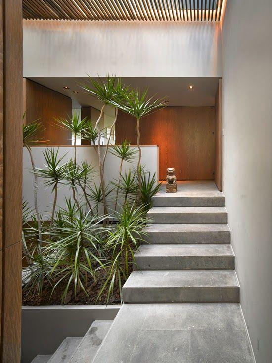 Fachadas de casas con escalera exterior