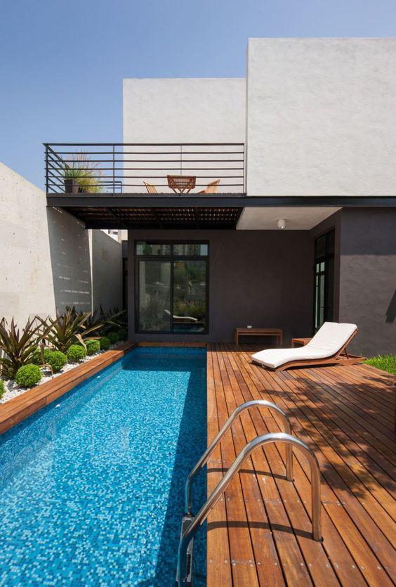 Casas modernas pequeñas con piscina