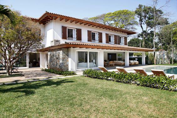 Colores para casas de campo de dos pisos