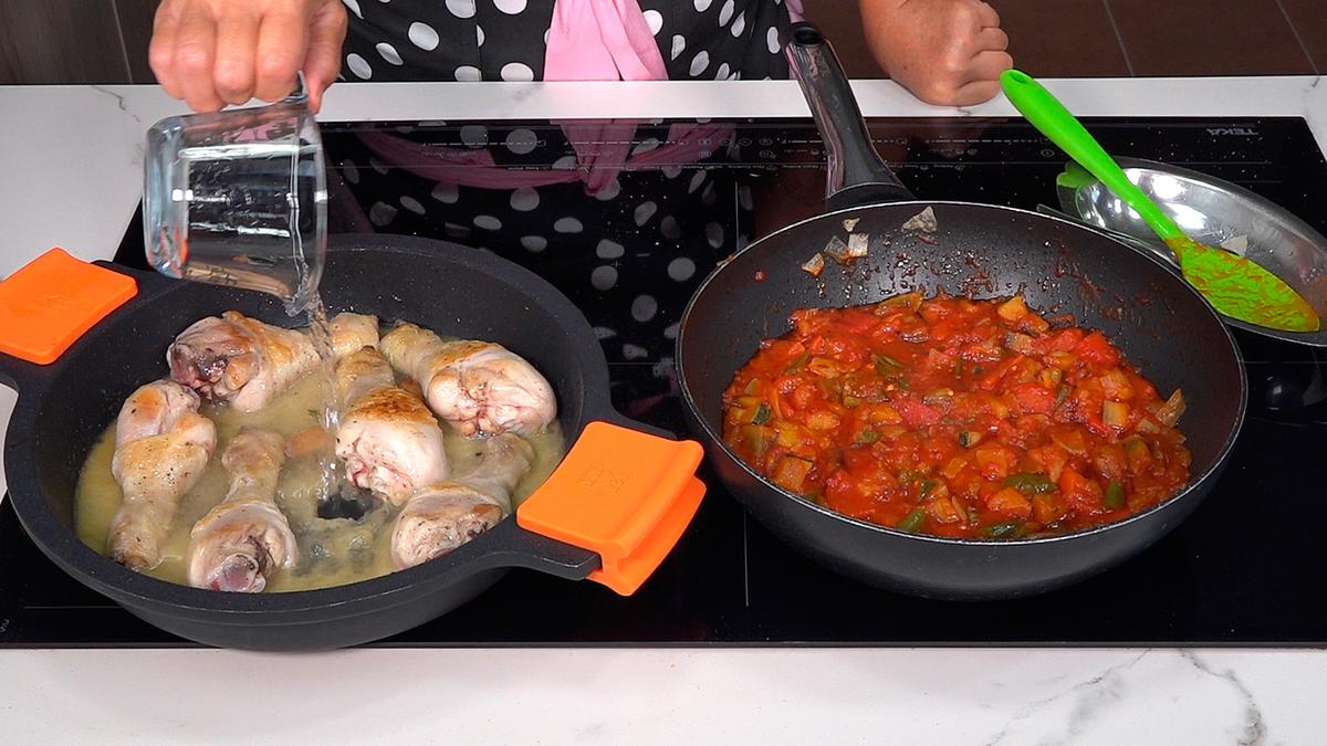 POLLO AL AJILLO CON PISTO FÁCIL - Receta - Loli Domínguez - Foto 9