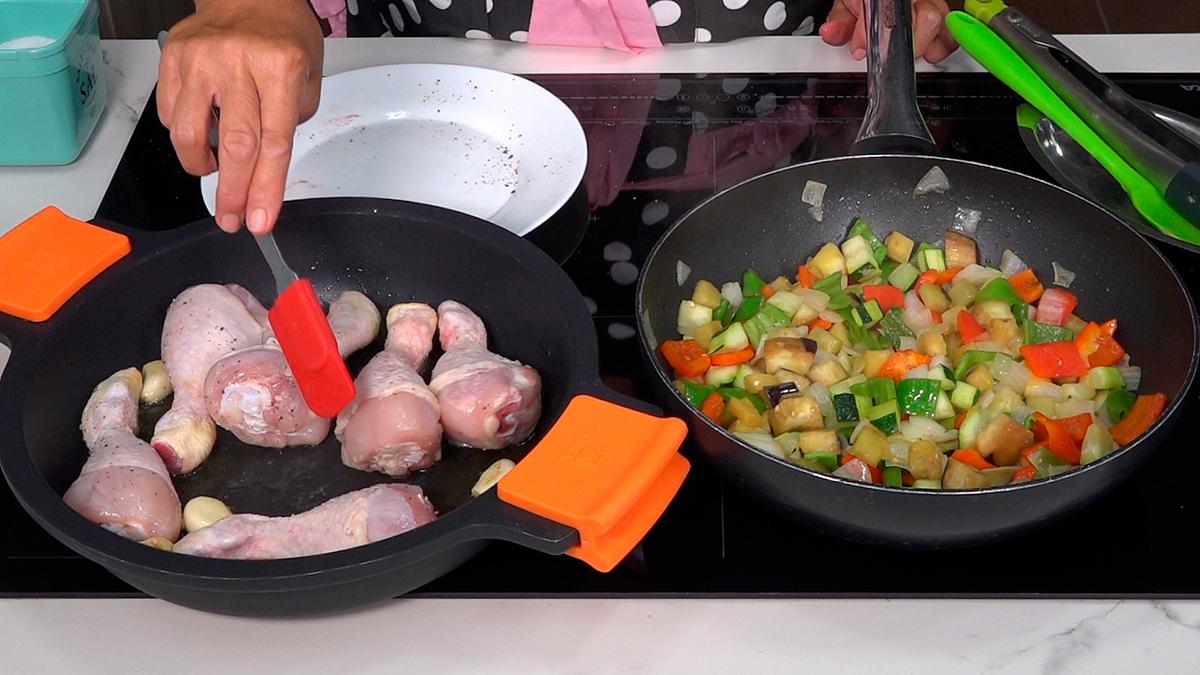 POLLO AL AJILLO CON PISTO FÁCIL - Receta - Loli Domínguez - Foto 4