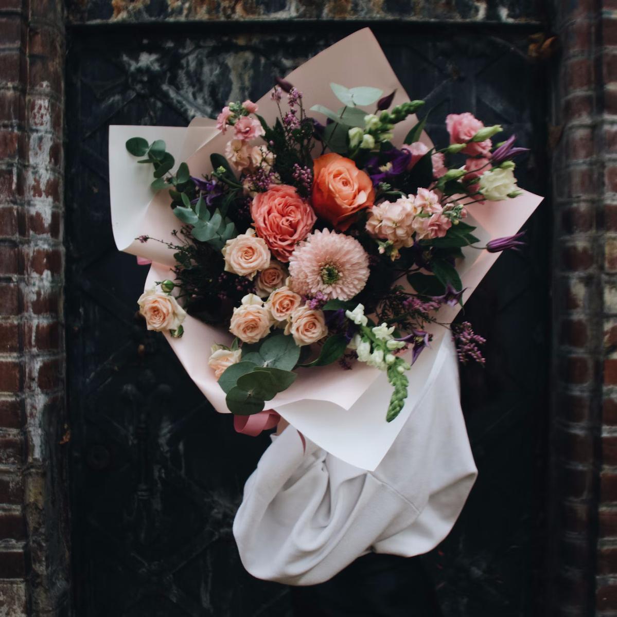 4 clases de flores que siempre triunfan en los ramos de novia de otoño 5