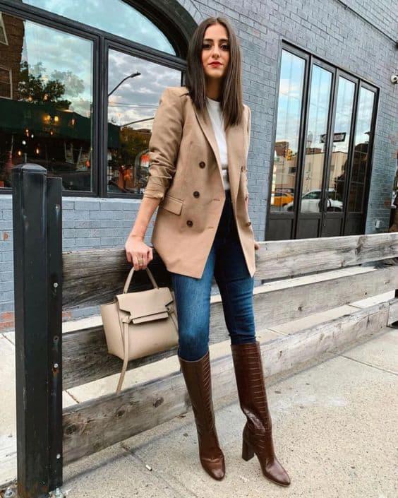 Looks semi formales con botas largas color café