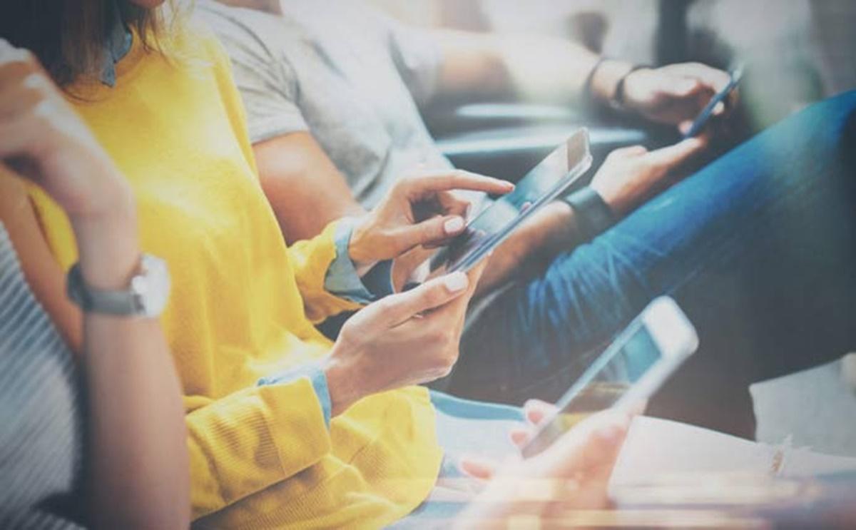 Phubbing, adicto a los dispositivos digitales 