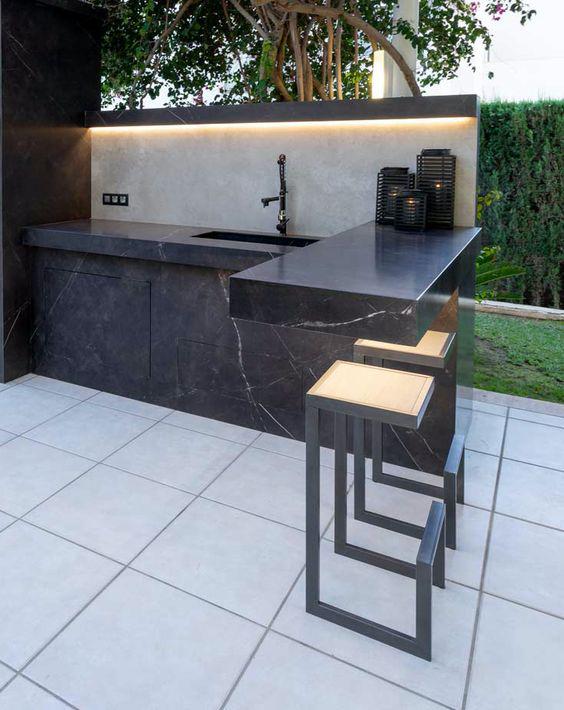 Materiales para diseñar cocinas exteriores