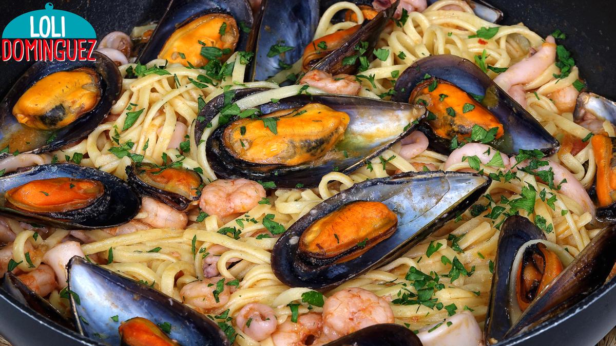 PASTA AL FRUTTI DI MARE, RECETA TRADICIONAL ITALIANA ¡FÁCIL Y DELICIOSA! Esta receta de pasta además de estar riquísima se hace de manera fácil y rápida, en poco más del tiempo que se tarda en cocer la pasta se prepara la salsa
