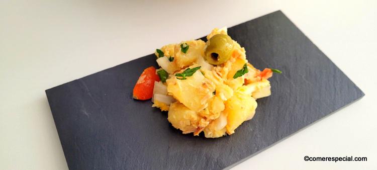 Ensalada campera o ensalada de verano con patatas