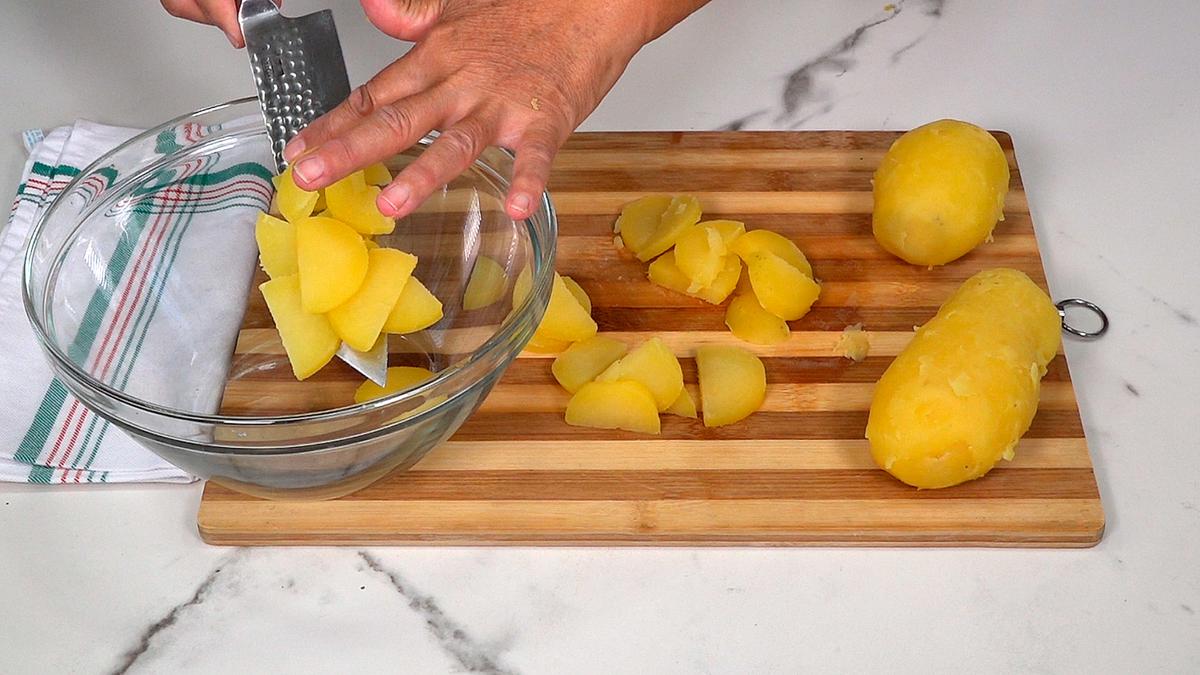ENSALADA DE PATATAS CON POLLO AL ESTILO ALEMÁN - Loli Domínguez - Foto 7